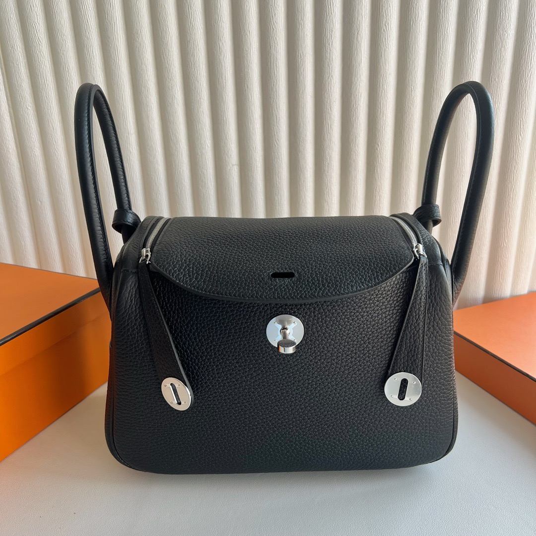愛馬仕琳迪包泰國多少錢 Hermes Lindy 26 Clemence CK89 Noir黑色銀色五金