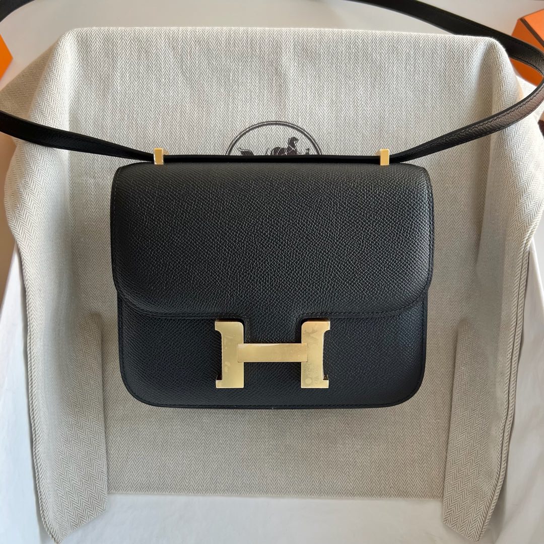 愛馬仕女包價格及圖片大全 Hermes Constance 18 Epsom鏡子款式黑色金色五金