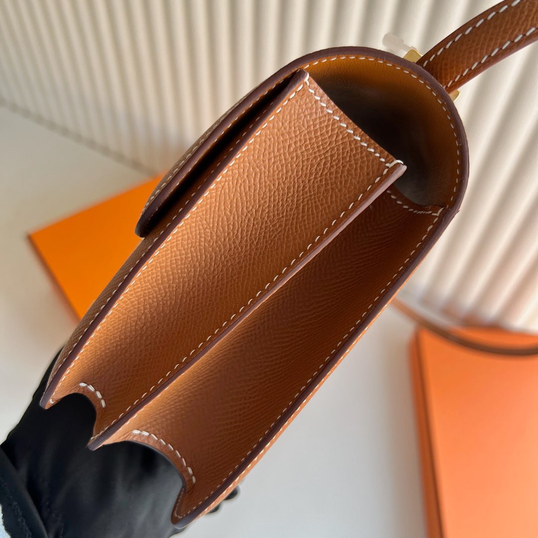 愛馬仕康康包18和19區別 Hermes Constance 18 Epsom 鏡子款式金棕色金色五金