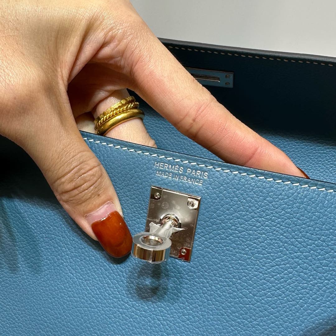 愛馬仕跳舞包正價多少錢 Hermes Kelly danse Evercolor New bleu jean新牛仔藍銀色五金