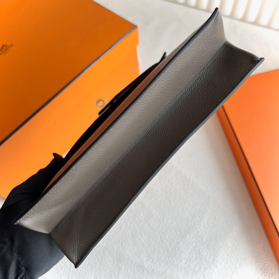 愛馬仕跳舞包怎麼背 Hermes Kelly danse Evercolor 8F Etain 錫器灰金色五金