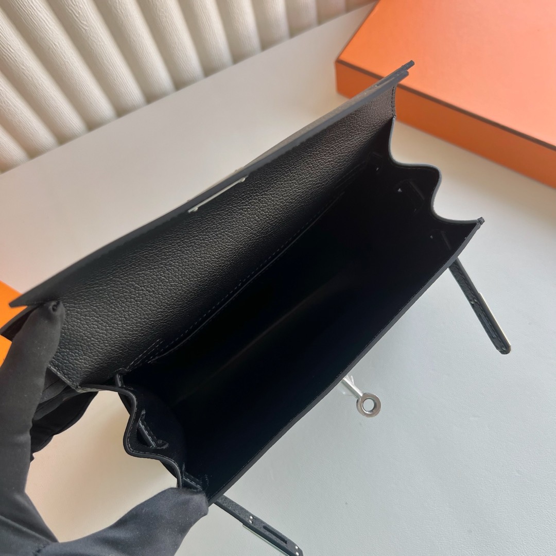 臺灣愛馬仕跳舞包價格多少錢Hermes Kelly danse Evercolor CK89 Noir黑色銀色五金