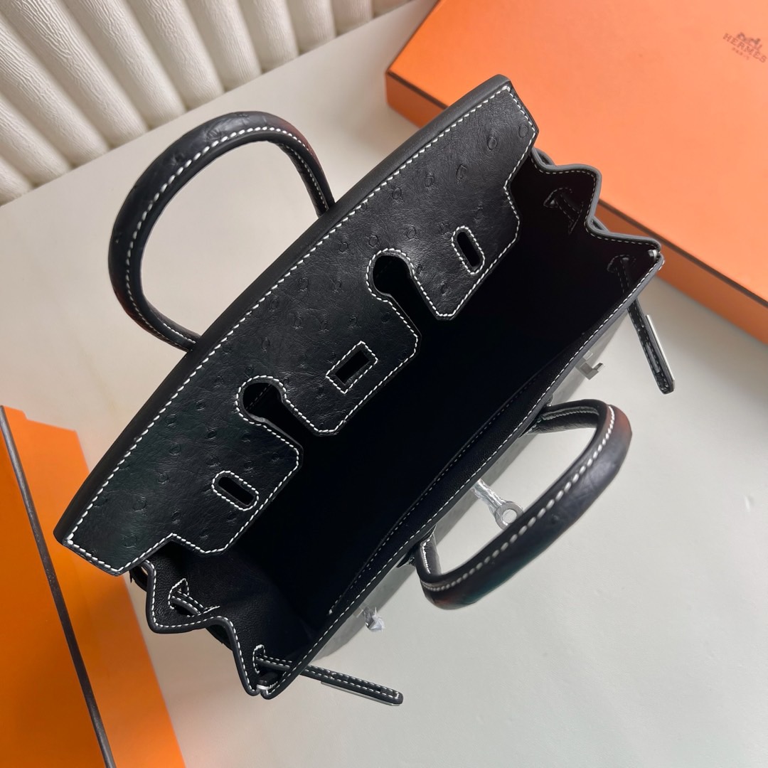 愛馬仕鴕鳥皮鉑金女包價格 Hermes Birkin 25 原廠南非鴕鳥皮黑色走白色線馬蹄印拉丝銀色五金