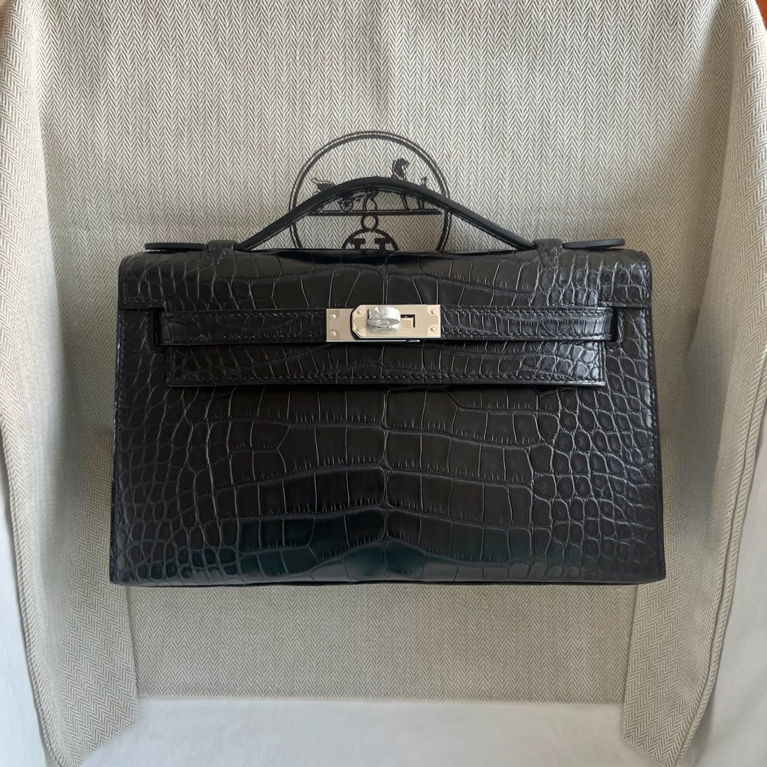 愛馬仕凱莉迷你款價格 Hermes Kelly Pochette 霧面“口“方塊美洲鱷魚皮CK89 Noir黑色銀色五金