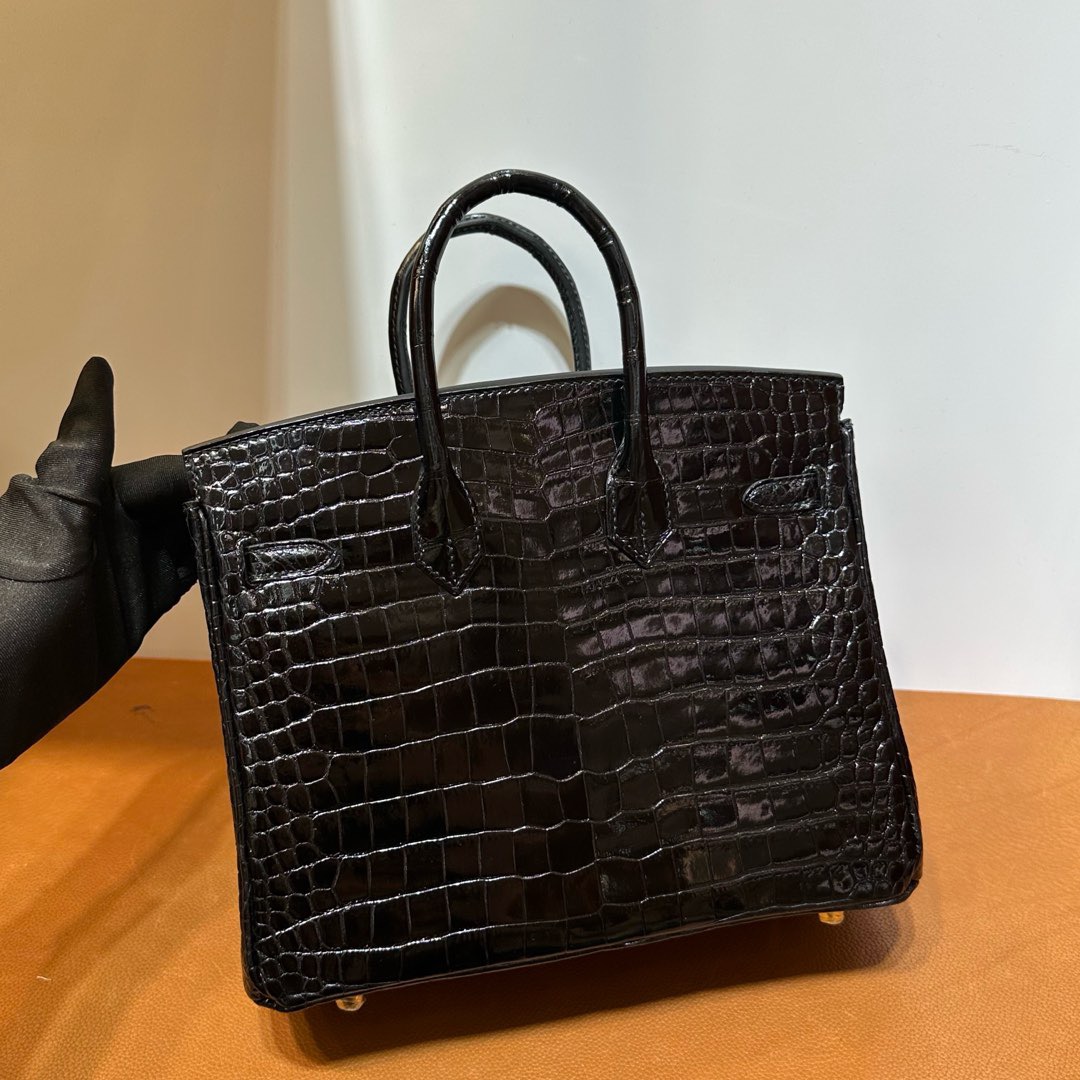 愛馬仕鱷魚皮女包鉑金包 Hermes Birkin 25 HCP 亮面“V”倒V灣鱷鱷魚皮黑色金色五金