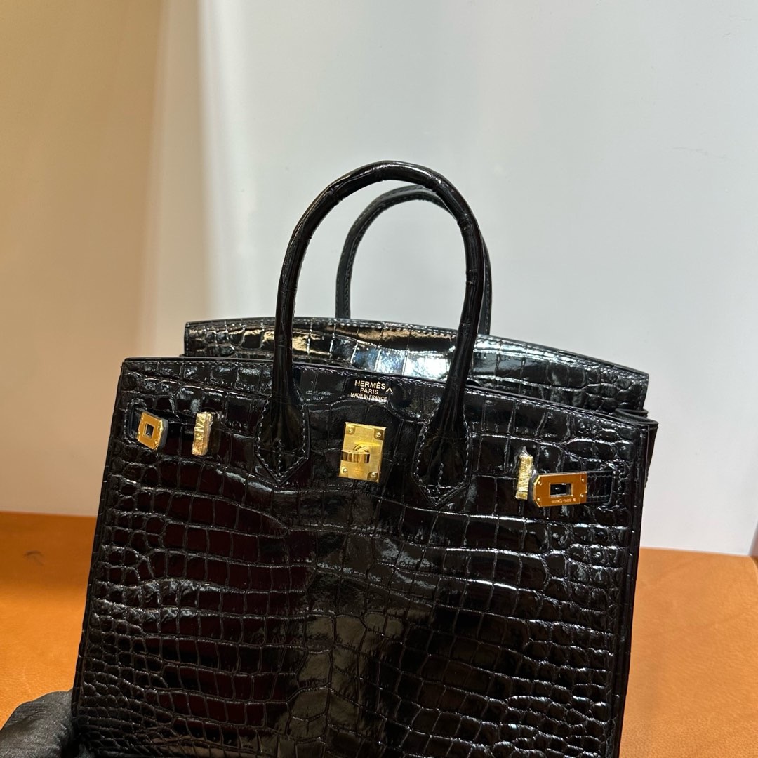 愛馬仕鱷魚皮女包鉑金包 Hermes Birkin 25 HCP 亮面“V”倒V灣鱷鱷魚皮黑色金色五金