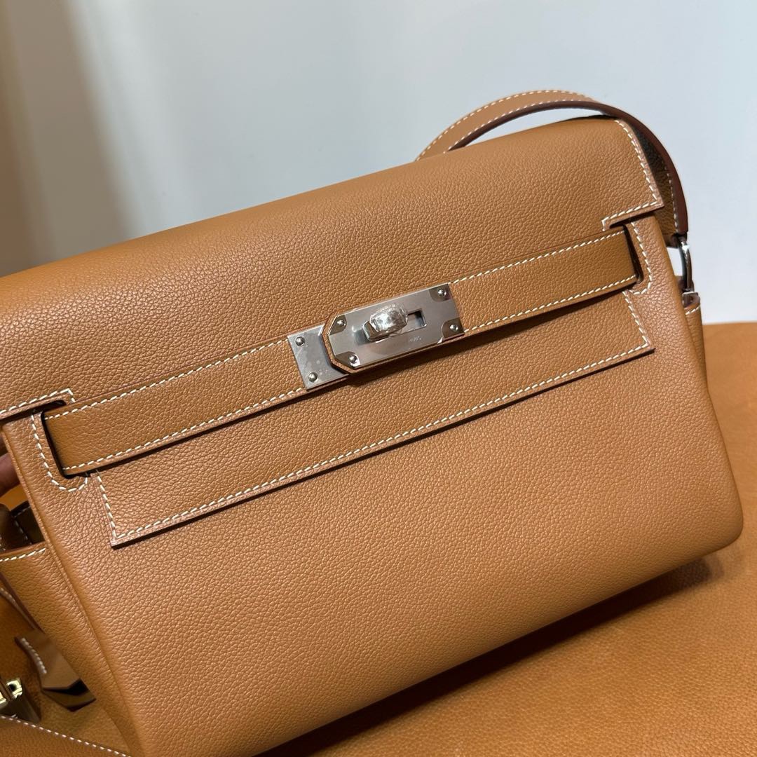 愛馬仕郵差包專櫃價格多少錢 Hermes Kelly Messenger Evercolor CK37 Gold金棕色 銀色五金