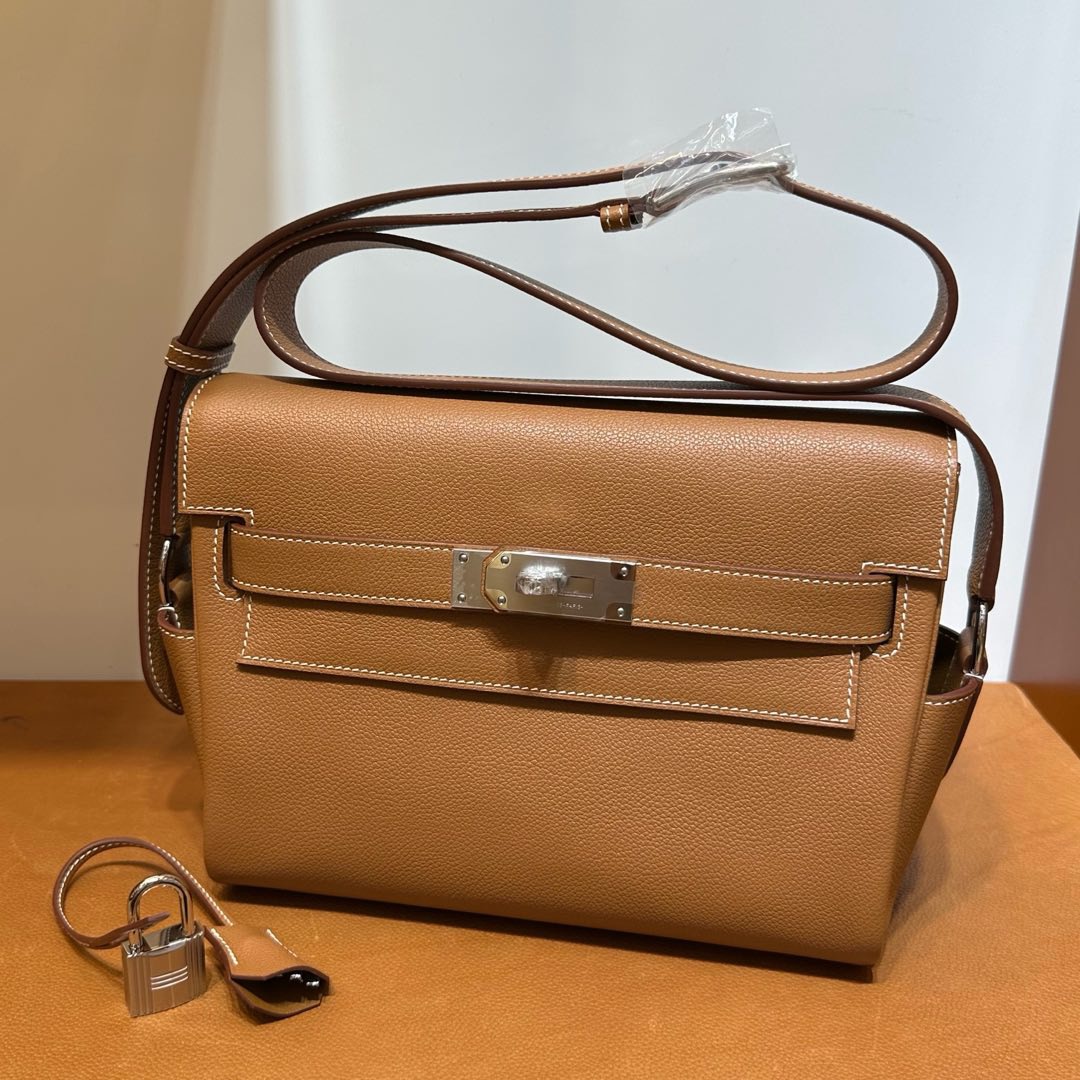 愛馬仕郵差包專櫃價格多少錢 Hermes Kelly Messenger Evercolor CK37 Gold金棕色 銀色五金