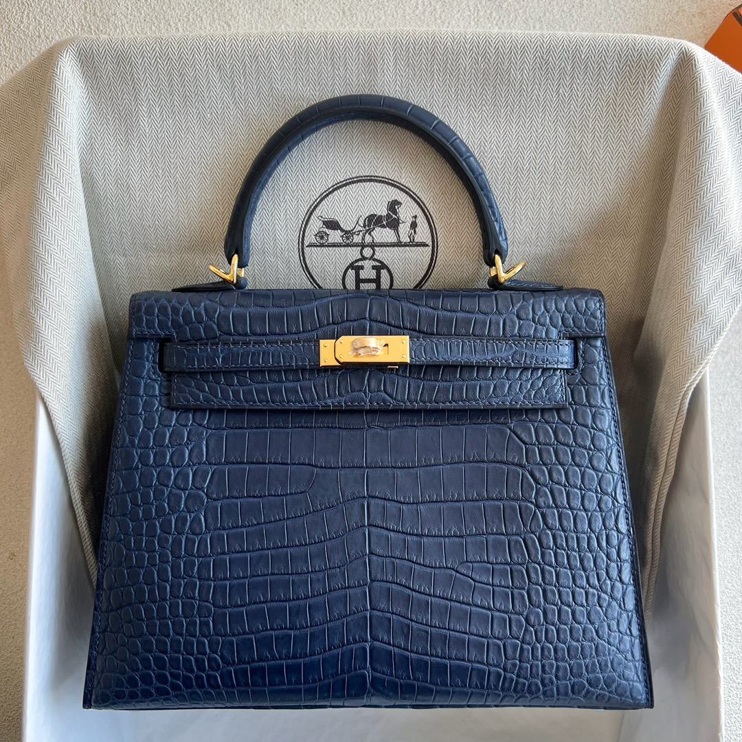 愛馬仕凱莉25專櫃價格 Hermes Kelly Sellier 25 Aizome 藍染 霧面“V”倒V灣鱷鱷魚 金色五金