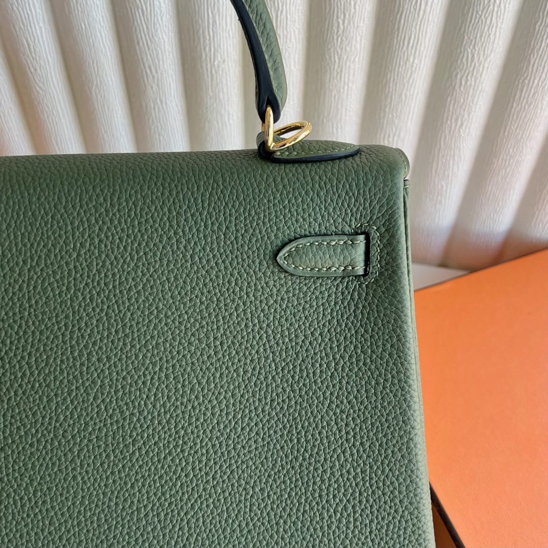 愛馬仕凱莉包25寸價格 Hermes Kelly Retourne 25 Togo Color V6 Canopée 叢林綠金色五金