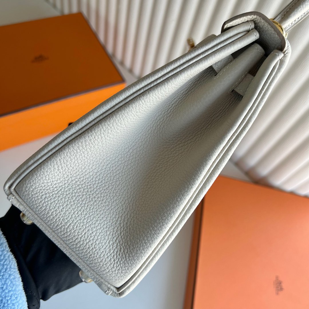 愛馬仕凱莉包多少錢 Hermes Kelly Retourne 25 Togo Color Craie 奶昔白金色五金