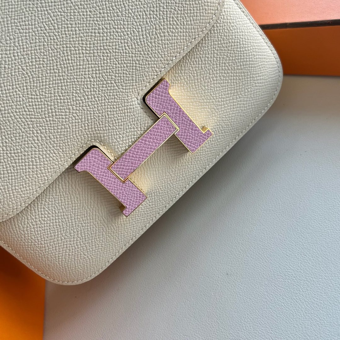 愛馬仕康康刻印2026年份Hermes Constance 18 Epsom 奶昔白/X9 Mauve Sylvestre錦葵紫貼皮金色五金