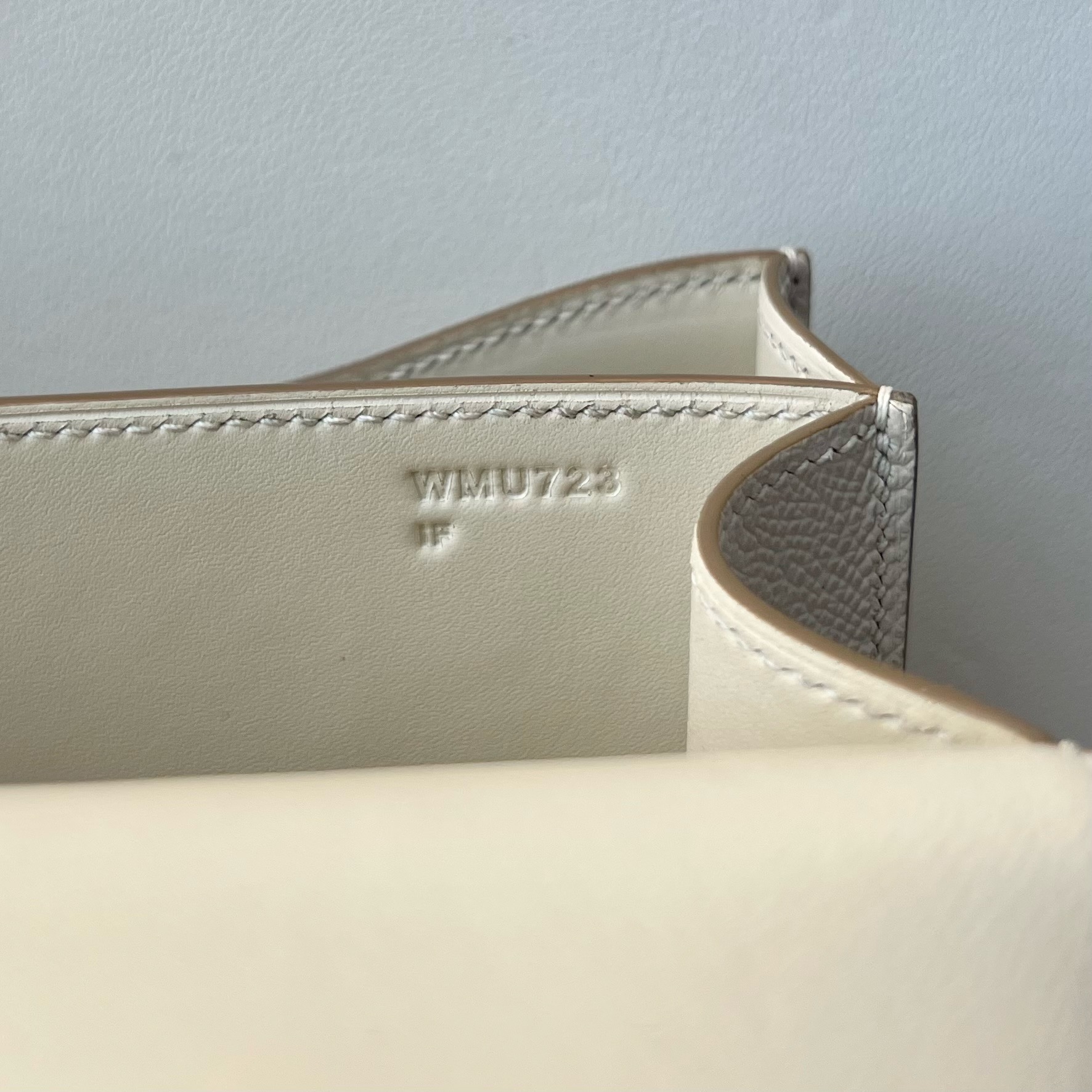愛馬仕女包康康空姐包2025刻印Hermes Constance 1-18 Epsom鏡子款奶昔白金色五金