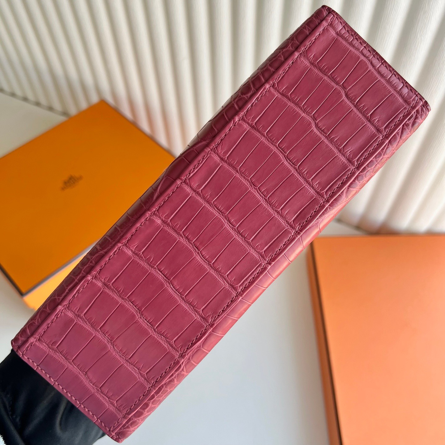 愛馬仕凱莉迷你包包澳大利亞價格 Hermes Kelly Pochette 霧面“口“方塊美洲鱷魚G5 Bois de Rose 乾枯玫瑰粉