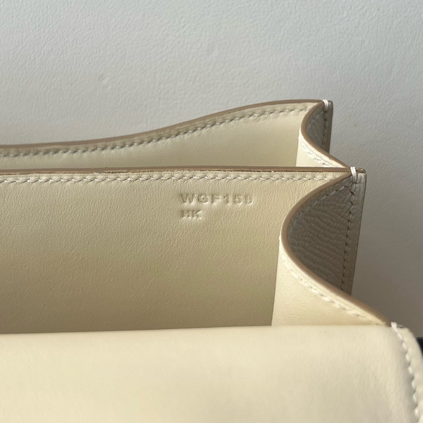 愛馬仕康斯坦包空姐包 Hermes Constance 1-18 Epsom 鏡子款 奶昔白銀色五金-Qatar Kuwait Hermes Birkin Kelly Lindy bag 愛馬仕康斯坦包空姐包 Hermes Constance 1-18 Epsom 鏡子款 奶昔白銀色五金