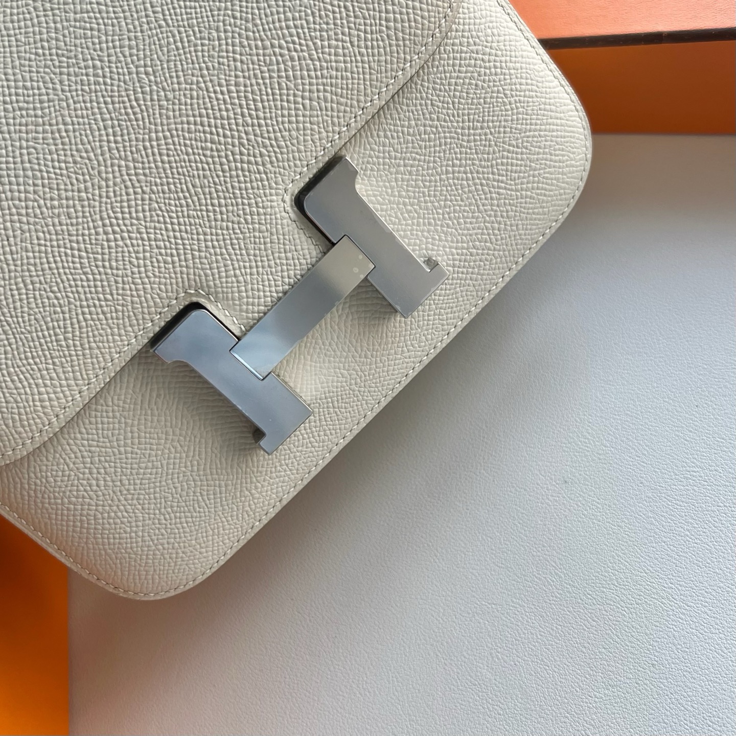 愛馬仕康斯坦包空姐包 Hermes Constance 1-18 Epsom 鏡子款 奶昔白銀色五金-Qatar Kuwait Hermes Birkin Kelly Lindy bag 愛馬仕康斯坦包空姐包 Hermes Constance 1-18 Epsom 鏡子款 奶昔白銀色五金