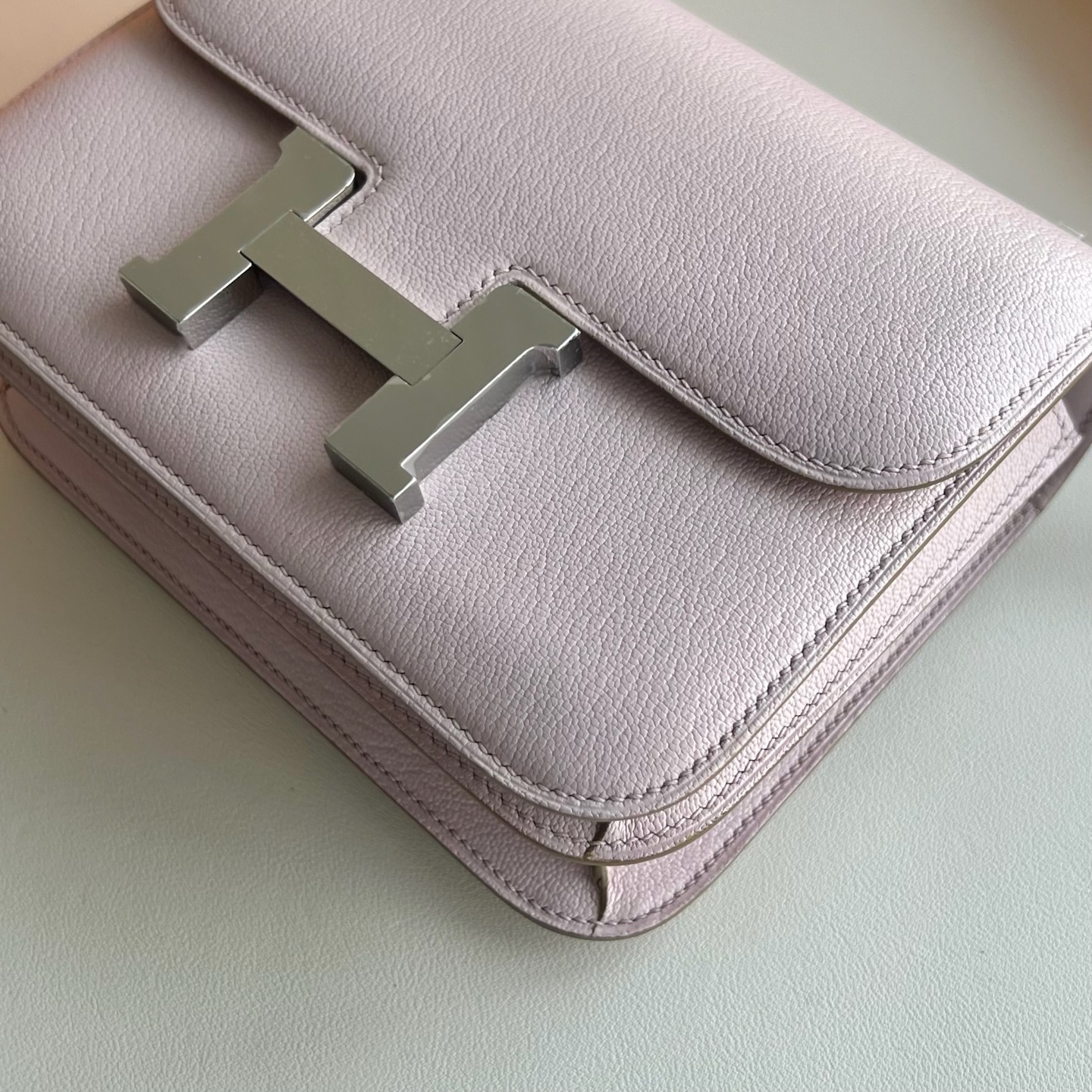 愛馬仕空姐包香港價格Hermes Constance 1-18 山羊皮鏡子款 Mauve Pale夢幻粉紫
