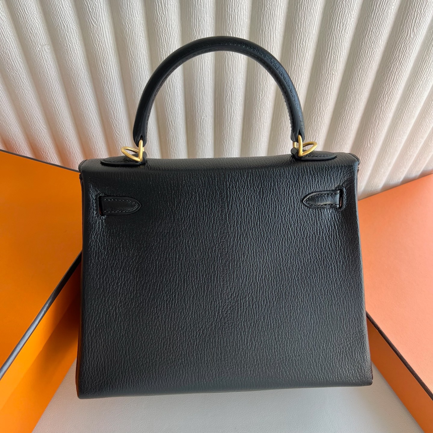 愛馬仕凱莉女包標誌在哪 Hermes Kelly Retourne 25 山羊皮黑色內拼 Rose Sakura新粉色 磨砂金扣-Qatar Kuwait Hermes Birkin Kelly Lindy bag 愛馬仕凱莉女包標誌在哪 Hermes Kelly Retourne 25 山羊皮黑色內拼 Rose Sakura新粉色 磨砂金扣