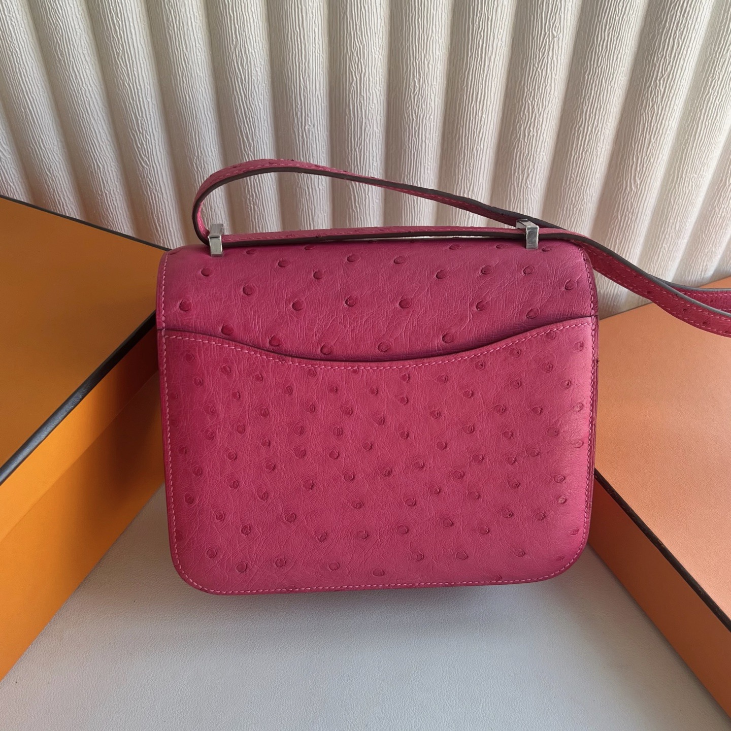 新加坡愛馬仕空姐包網站圖片Hermes Constance Mini 18 Ostrich 鴕鳥皮 E5 Rose Tyrien桃紅色