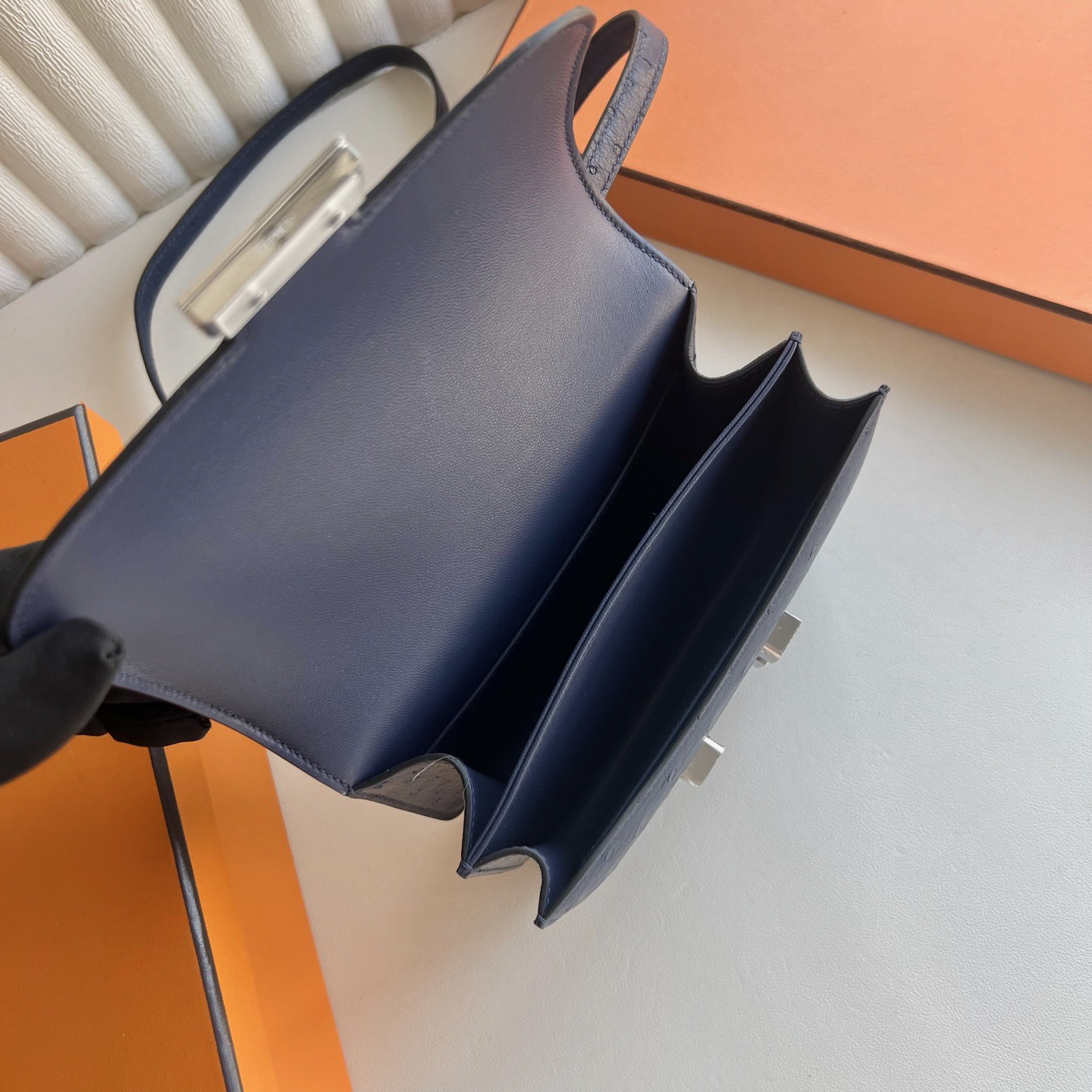 新加坡愛馬仕空姐包網站價格 Hermes Constance Mini 18 Ostrich 鴕鳥皮 Bleu Saphir 寶石藍