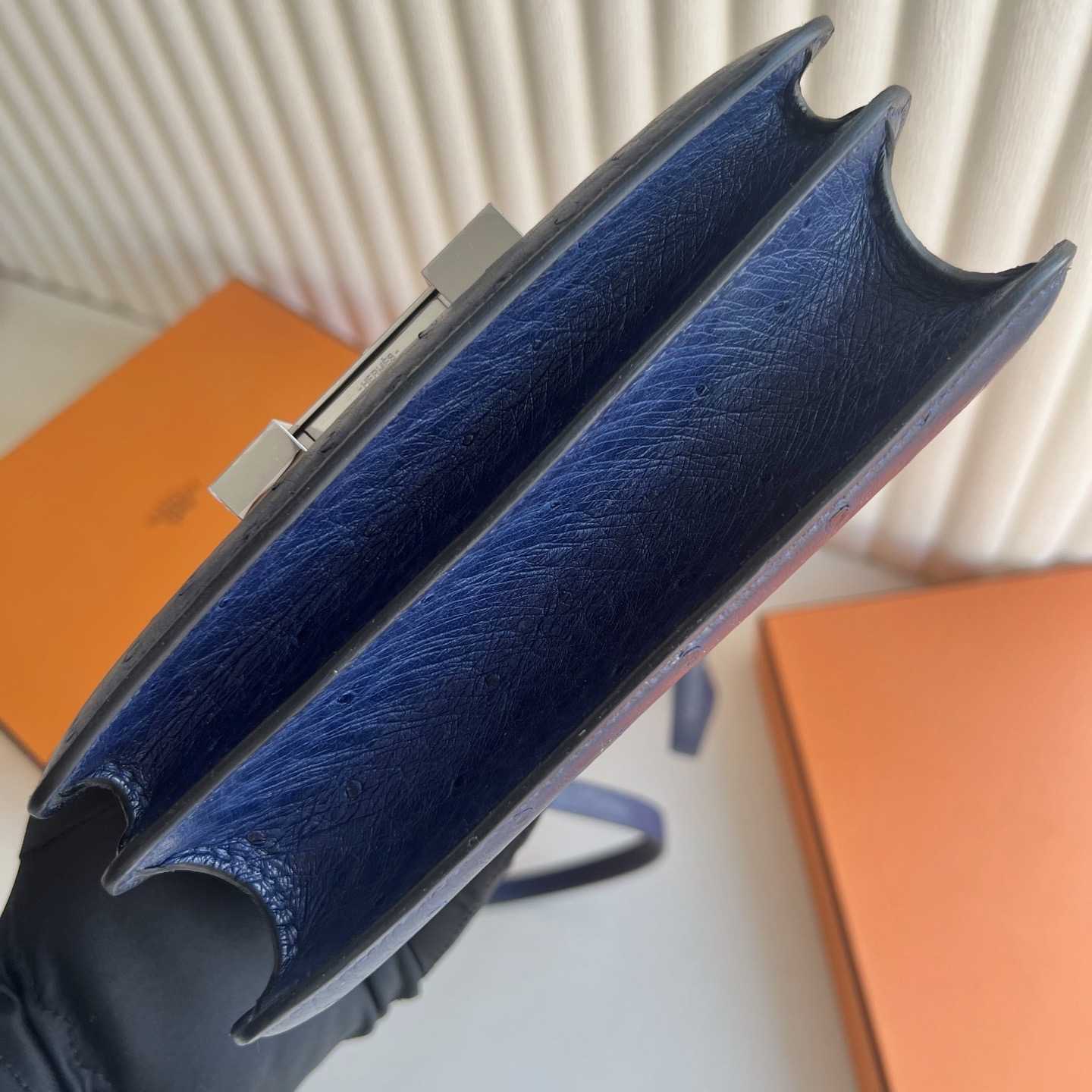 新加坡愛馬仕空姐包網站價格 Hermes Constance Mini 18 Ostrich 鴕鳥皮 Bleu Saphir 寶石藍