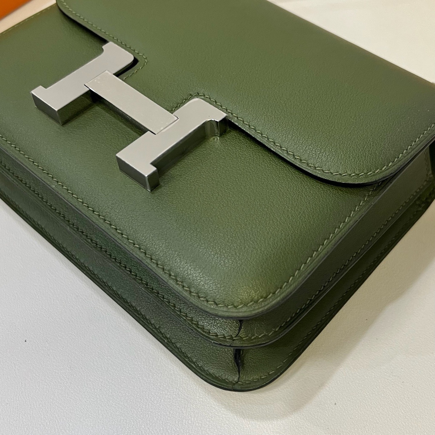 愛馬仕康康包18和19區別 Hermes Constance 18 Swift Canopée 叢林綠 銀色五金