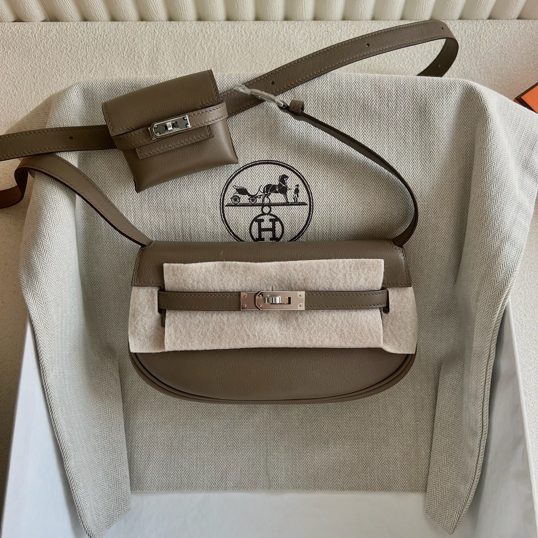 香港愛馬仕女包價格與圖片最新款 Hermes Kelly Moove Swift CK18 Etoupe 大象灰 銀色五金