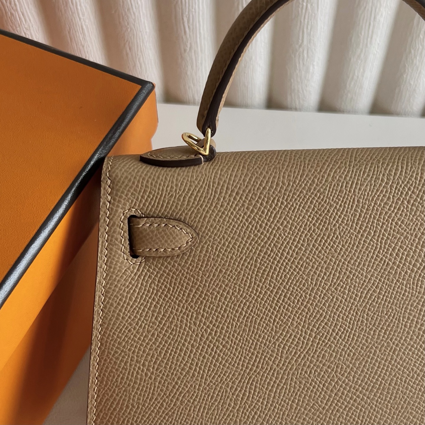 愛馬仕凱莉迷你包價格與圖片 Hermes Kelly Mini Sellier Epsom 0M Chai 奶茶色