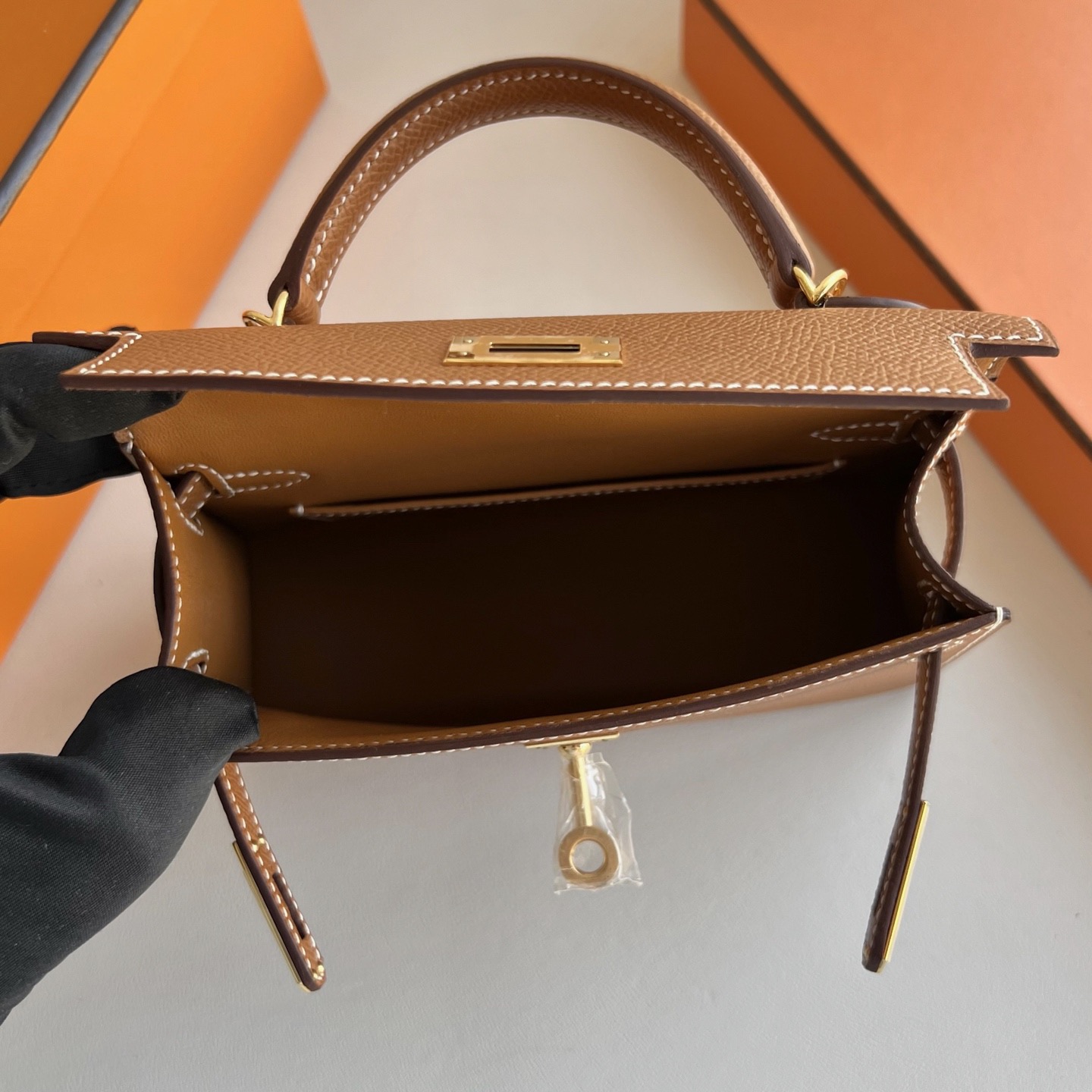 愛馬仕凱莉迷你包香港價格 Hermes Kelly Mini Sellier Epsom Gold金棕色金色五金