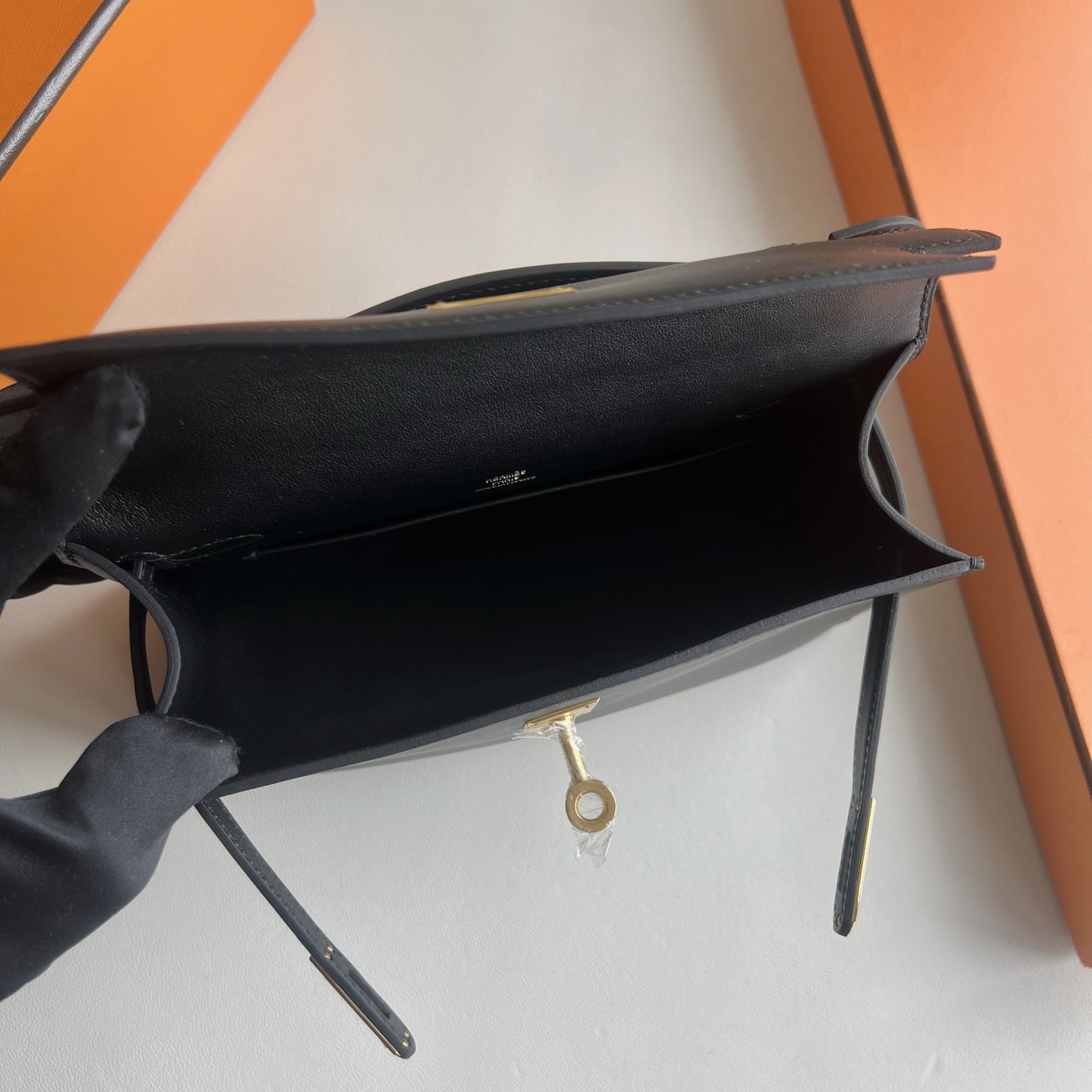 愛馬仕凱莉包一代 Hermes Mini Kelly Pochette Swift Noir黑色 金色五金