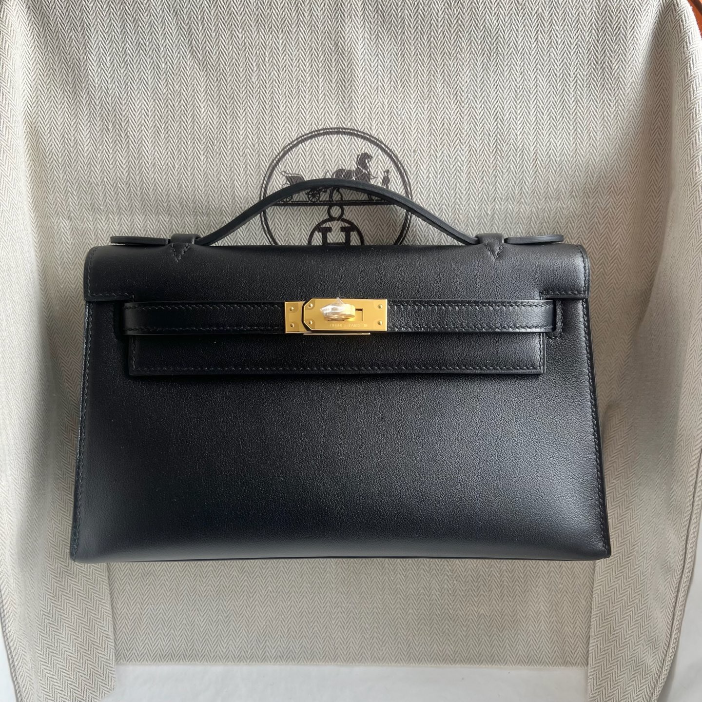 愛馬仕凱莉包一代 Hermes Mini Kelly Pochette Swift Noir黑色 金色五金