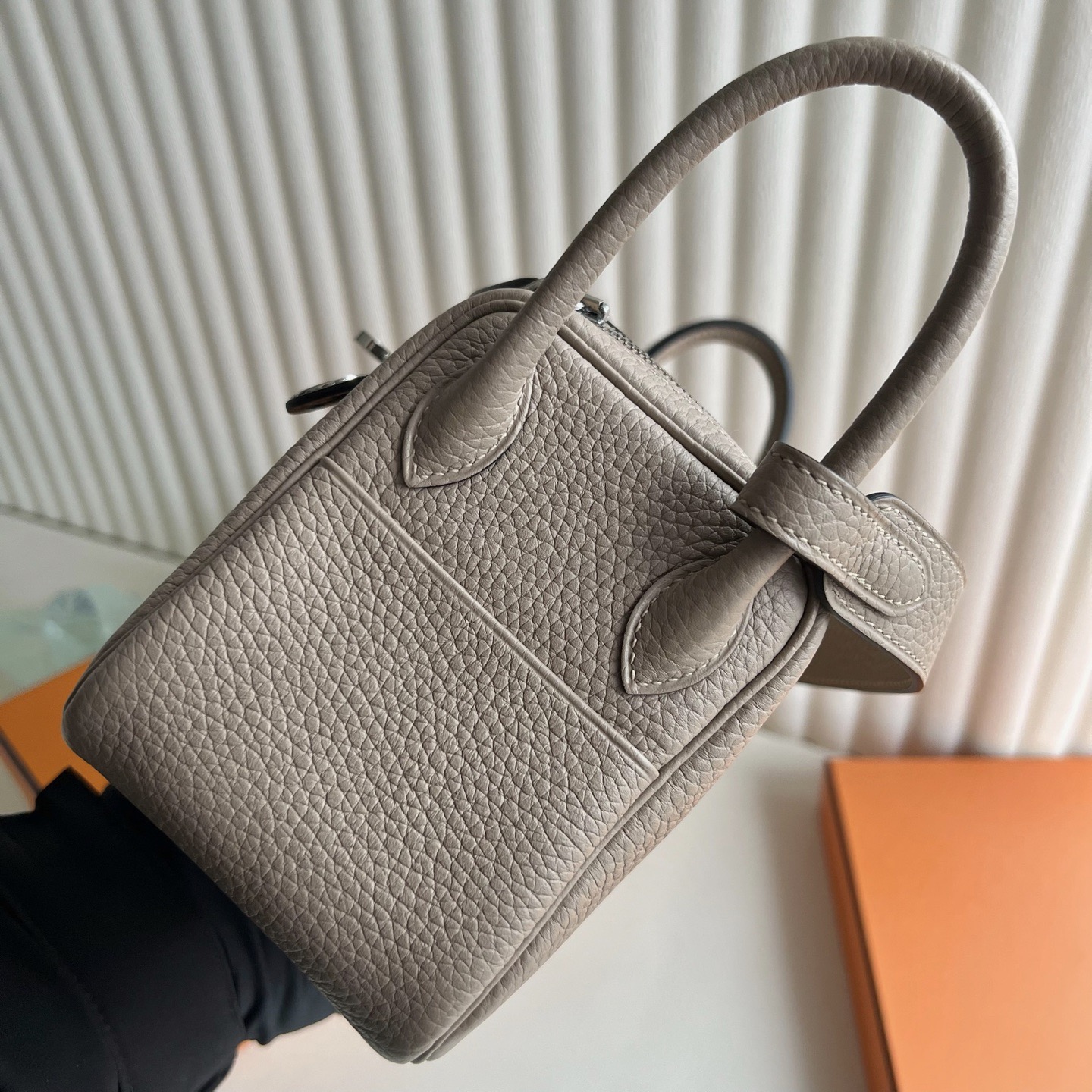 臺灣愛馬仕lindy迷你包包多少錢 Hermes Mini Lindy Clemence Gris Tourterelle 斑鳩灰銀色五金