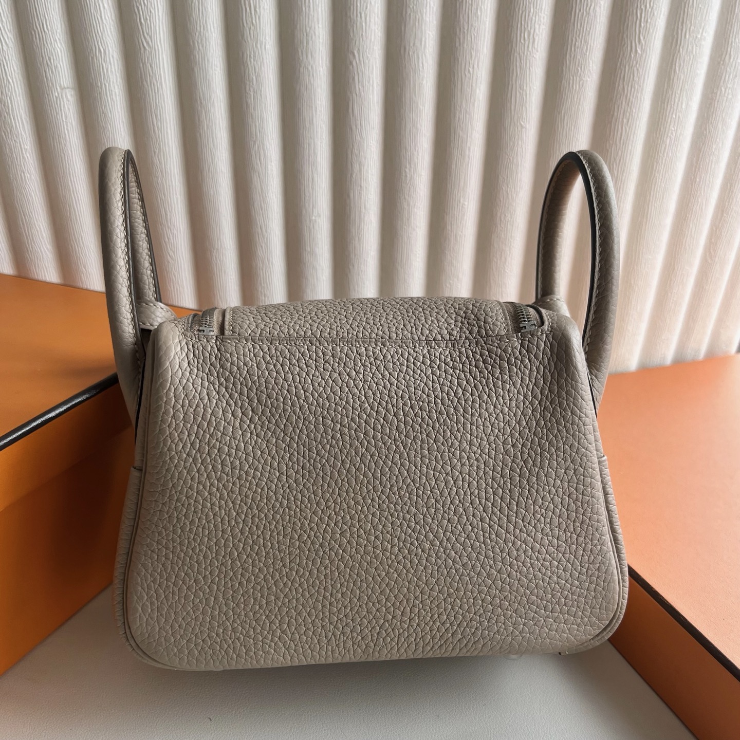 臺灣愛馬仕lindy迷你包包多少錢 Hermes Mini Lindy Clemence Gris Tourterelle 斑鳩灰銀色五金