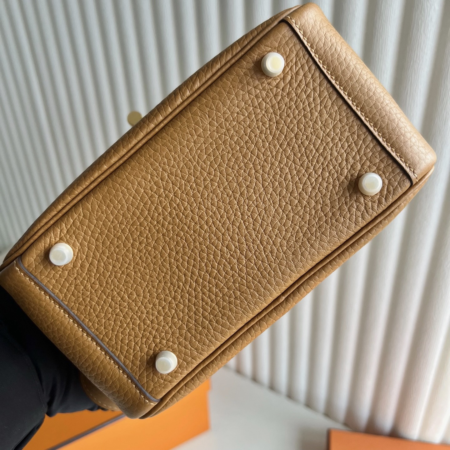 愛馬仕迷你lindy價格Hermes Mini Lindy Clemence 2S Srsame芝麻色金色五金