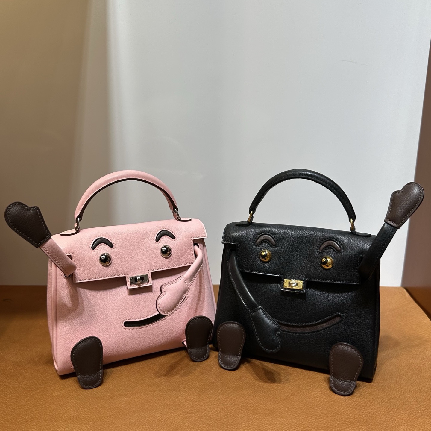 愛馬仕包包女士及圖片 Hermes Kelly Doll Swift 89黑色/4A Café咖啡色