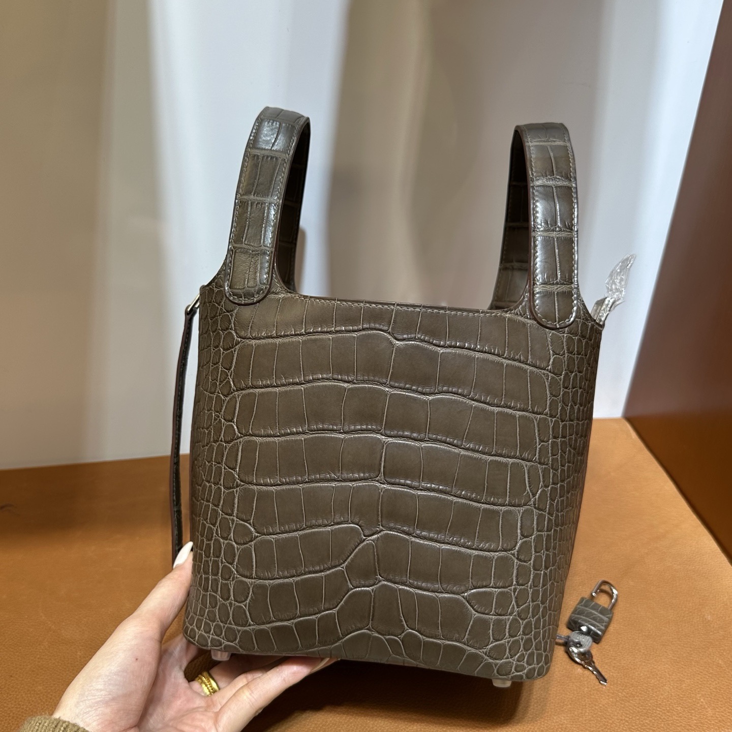 愛馬仕包包菜籃子圖片 Hermes Picotin Lock 18霧面“口“方塊美洲鱷魚Etoupe大象灰