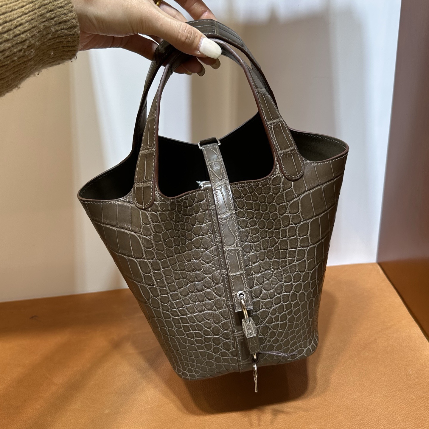 愛馬仕包包菜籃子圖片 Hermes Picotin Lock 18霧面“口“方塊美洲鱷魚Etoupe大象灰