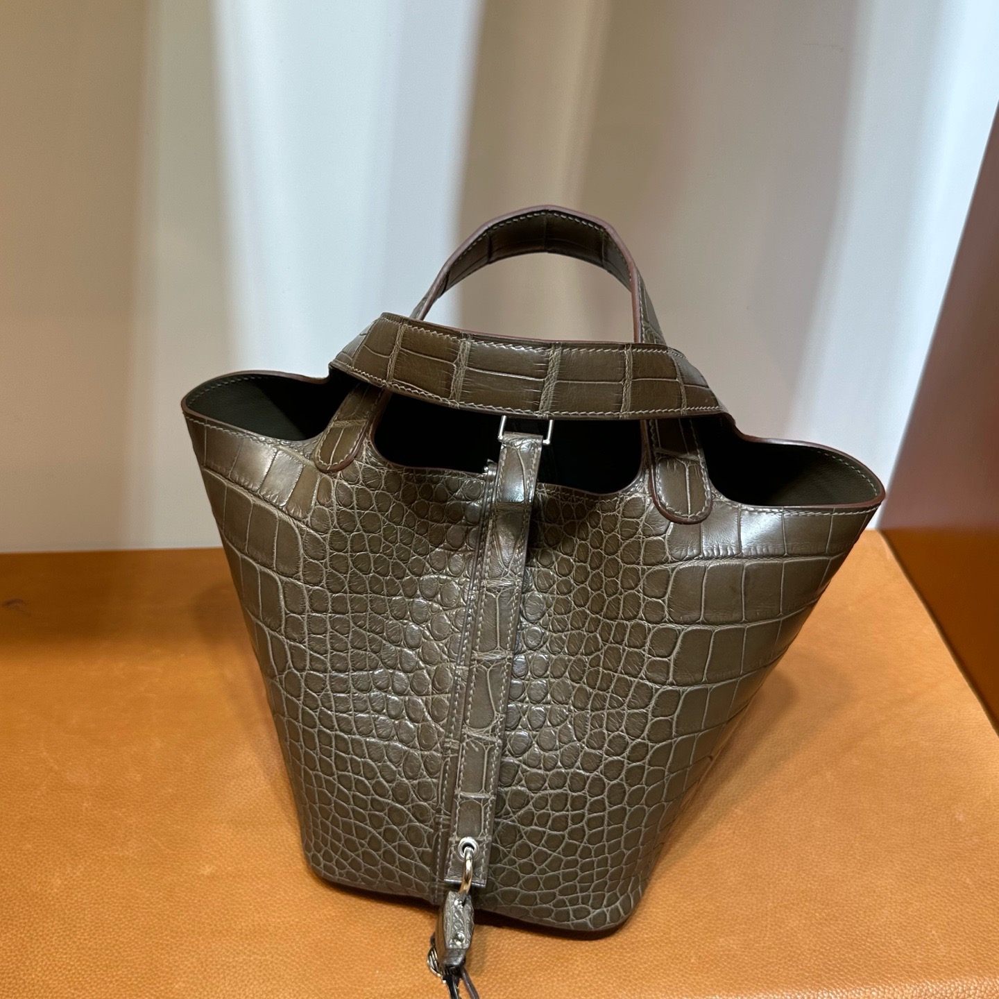 愛馬仕包包菜籃子圖片 Hermes Picotin Lock 18霧面“口“方塊美洲鱷魚Etoupe大象灰