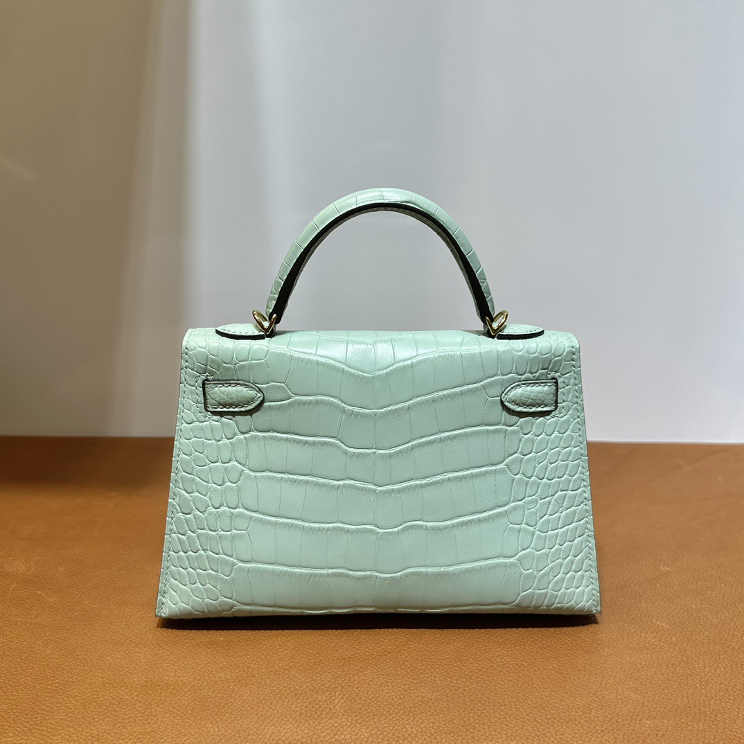 愛馬仕凱莉迷你款價格Hermes Kelly Mini Sellier 霧面“口“方塊美洲鱷魚皮 Vert D’Eau新薄荷綠