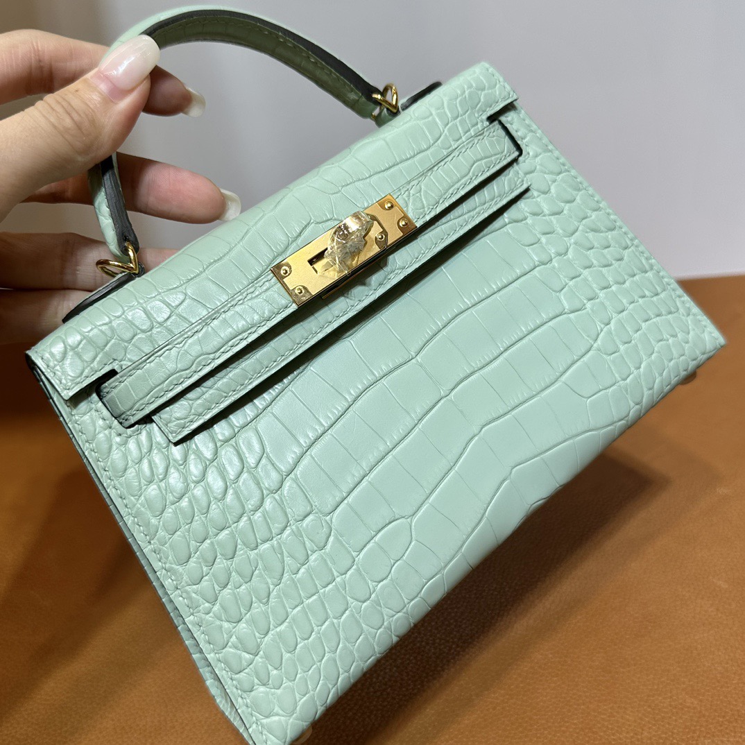 愛馬仕凱莉迷你款價格Hermes Kelly Mini Sellier 霧面“口“方塊美洲鱷魚皮 Vert D’Eau新薄荷綠