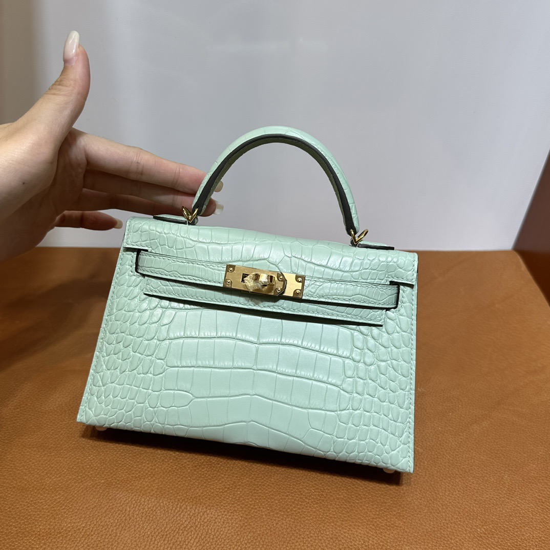 愛馬仕凱莉迷你款價格Hermes Kelly Mini Sellier 霧面“口“方塊美洲鱷魚皮 Vert D’Eau新薄荷綠