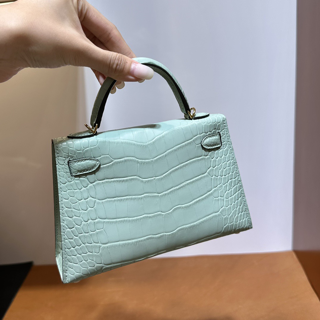 愛馬仕凱莉迷你款價格Hermes Kelly Mini Sellier 霧面“口“方塊美洲鱷魚皮 Vert D’Eau新薄荷綠