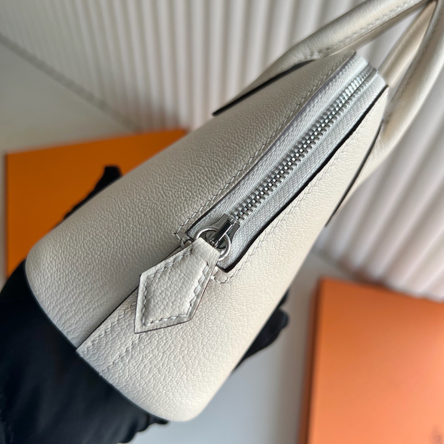 愛馬仕保齡球包mini尺寸Hermes Mini Bolide Chever Nata 奶油白 銀色五金