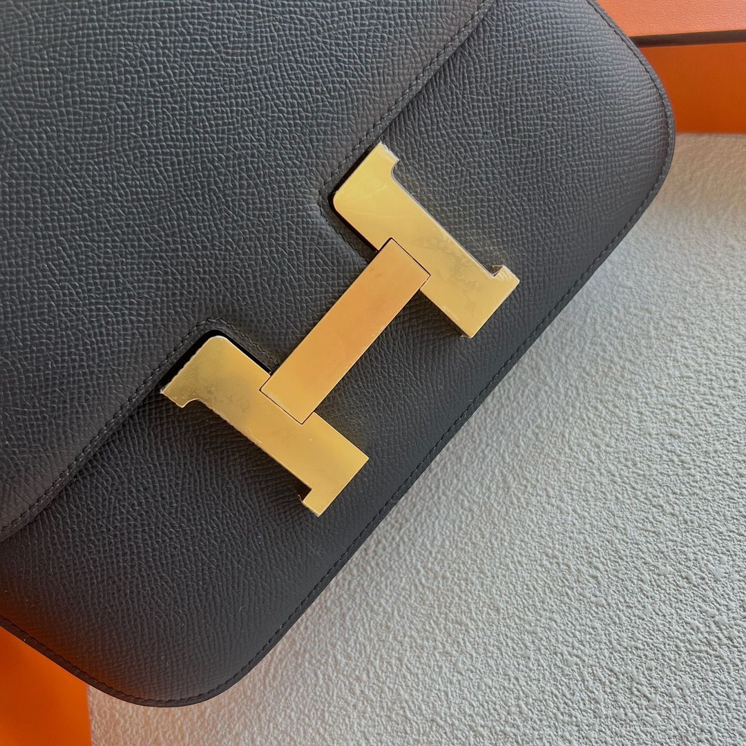 愛馬仕包包康康24包香港售價多少 Hermes Constance 1-24 鏡子款式黑色 金色五金