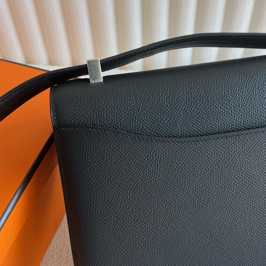 愛馬仕包包康康24包臺灣售價多少 Hermes Constance 1-24 鏡子款式黑色銀色五金