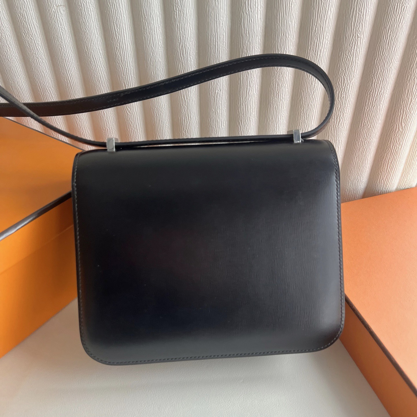 印尼愛馬仕空姐包專櫃多少錢 Hermes Constance 18 Box Noir黑色拼蜥蜴扣