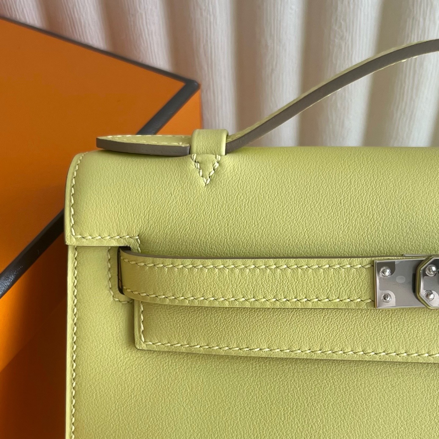 愛馬仕一代mini凱莉尺寸大小 Hermes Kelly Pochette Swift Jaune Poussin小雞黃銀色五金