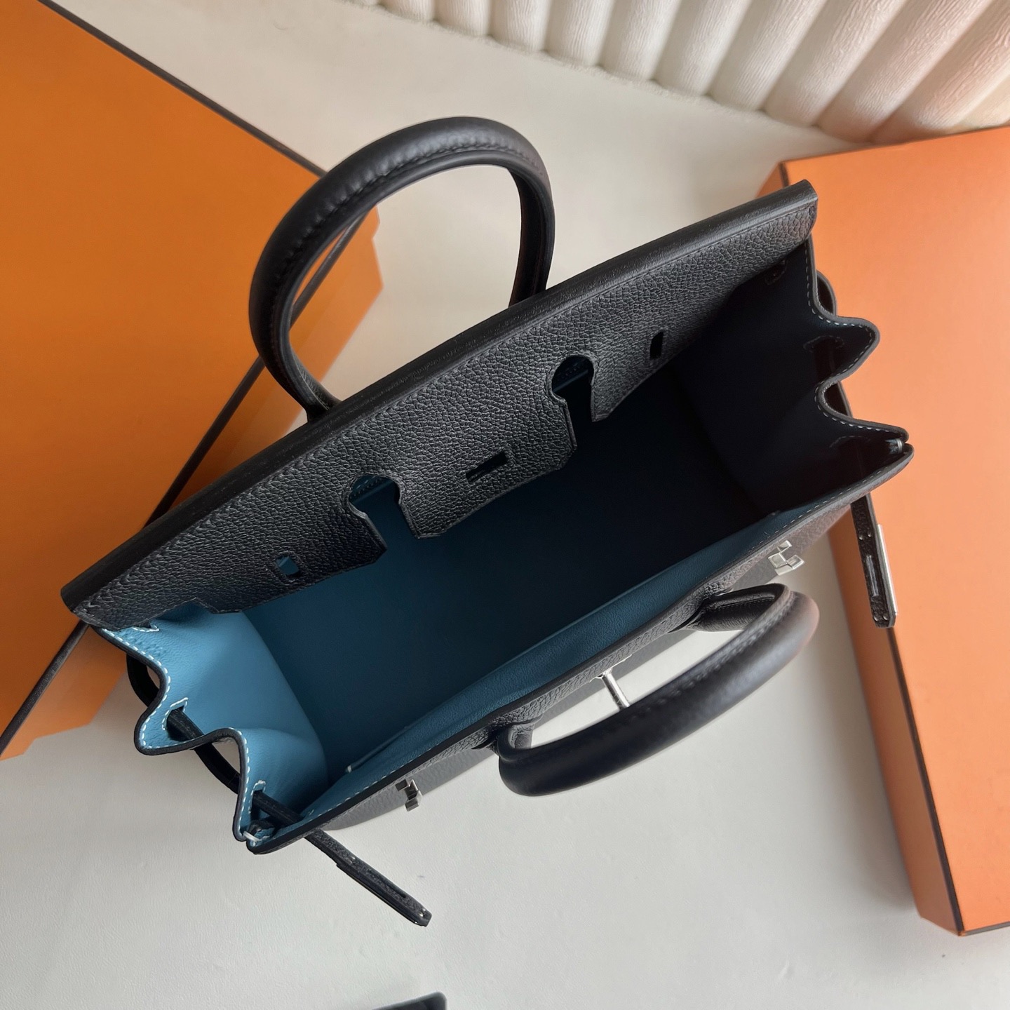愛馬仕鉑金包25泰國價格多少Hermes Birkin 25 Togo Noir黑色內拼 Blue Jean牛仔藍 銀色五金