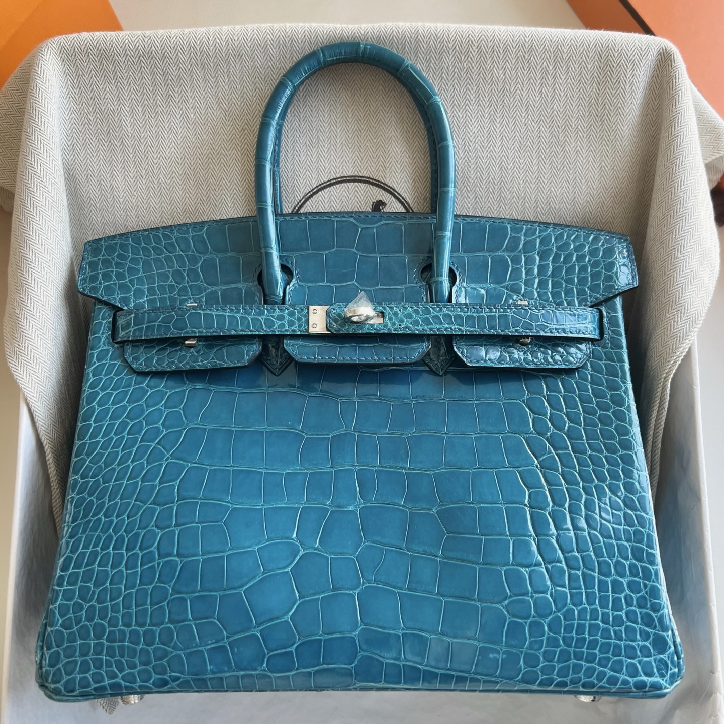 馬來西亞吉隆玻愛馬仕鉑金包尺寸怎麼選 Hermes Birkin 25 Bleu Izmir伊茲密爾藍銀色五金