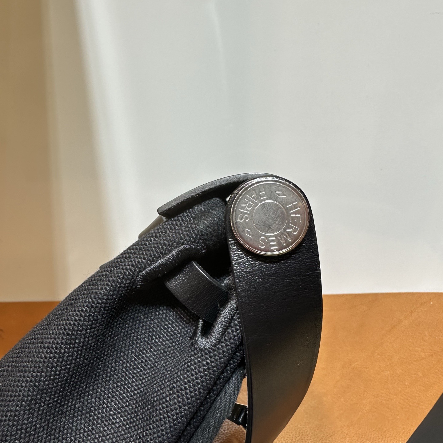 愛馬仕包包香港網站地址Hermes Mini Herbag 20 迷你黑色斜挎包經典款單肩包